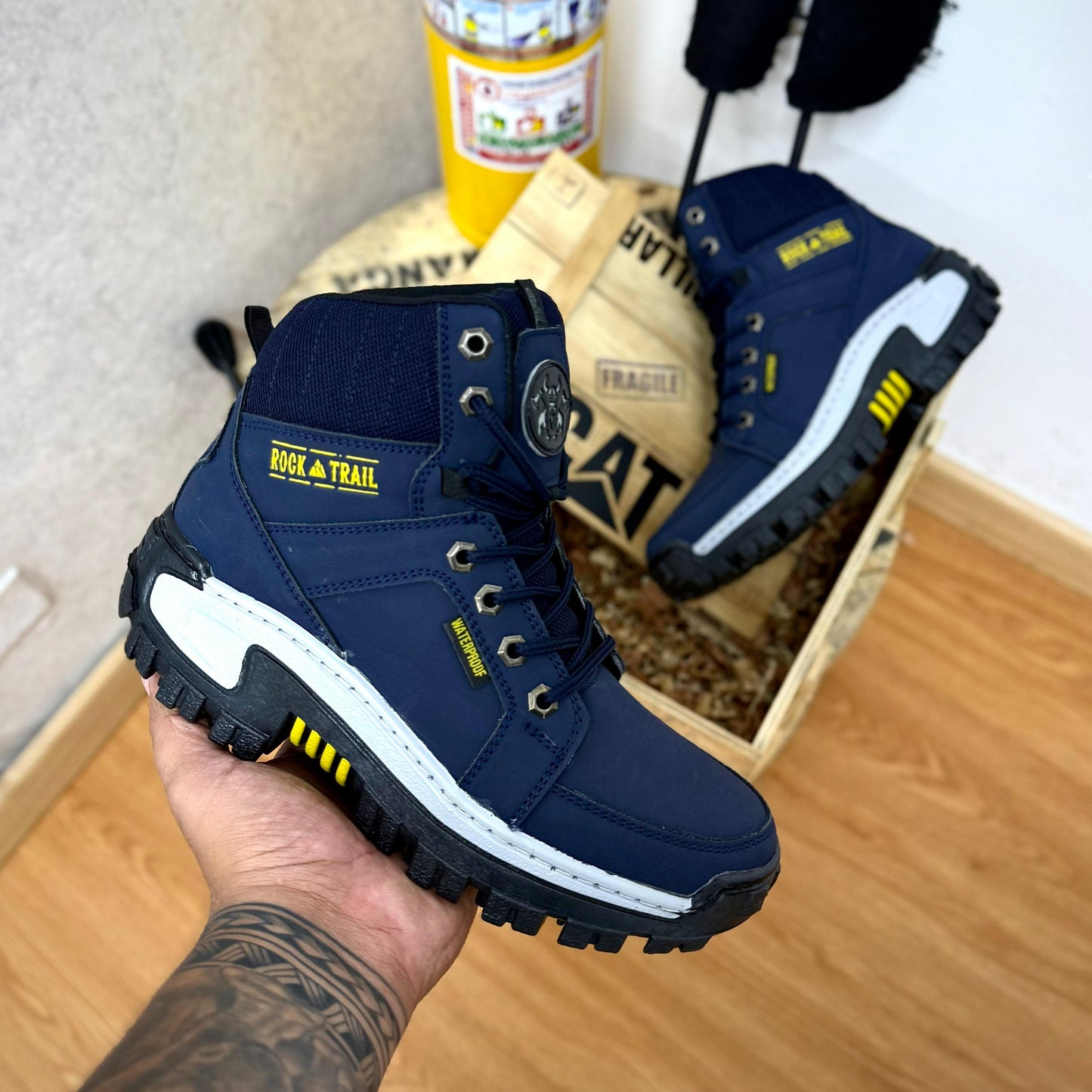 BOTAS ROCK & TRAIL TIPO CAT - EDICIÓN LIMITADA